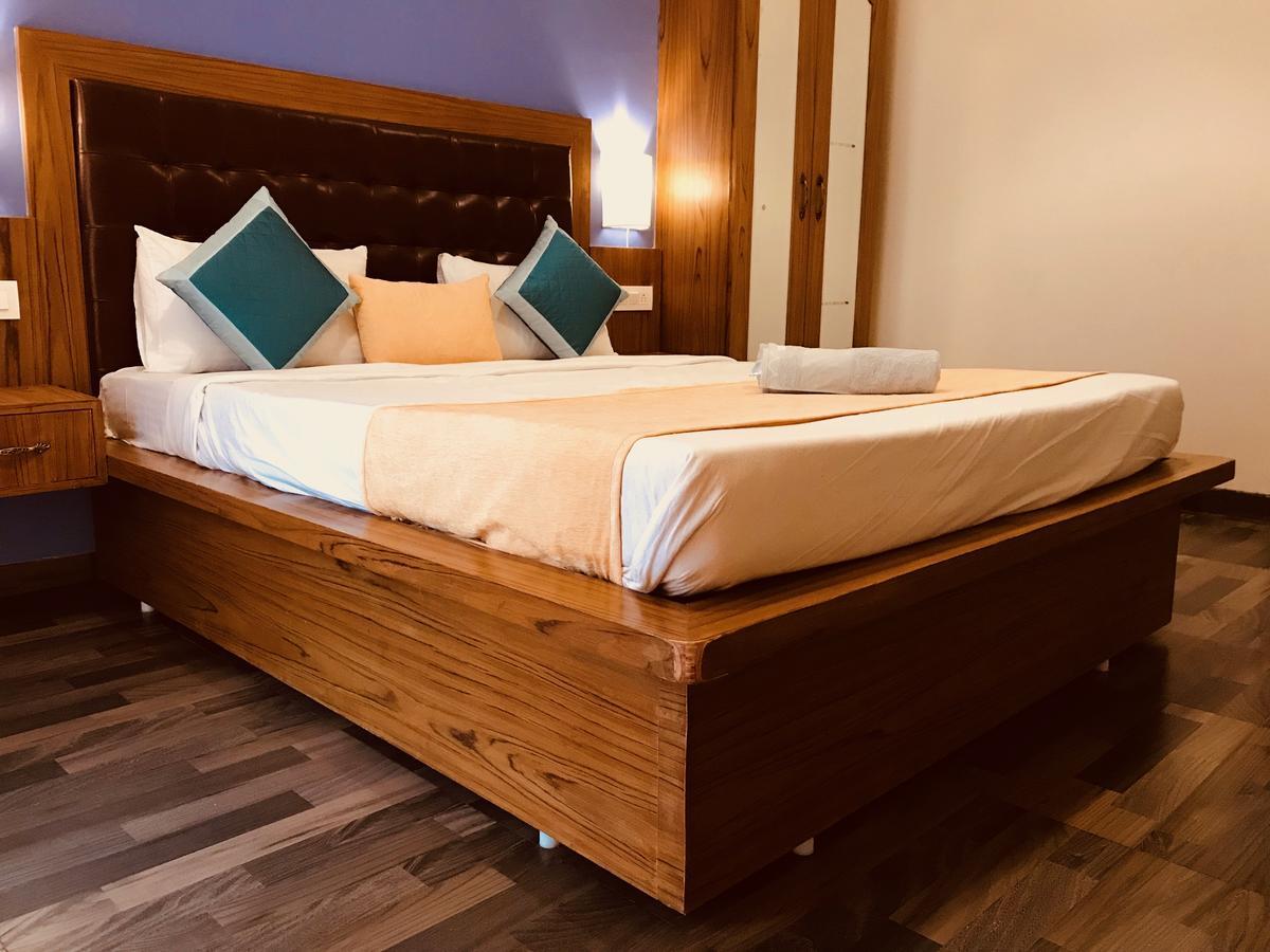 Royale Nirvana Resort Арпора Экстерьер фото